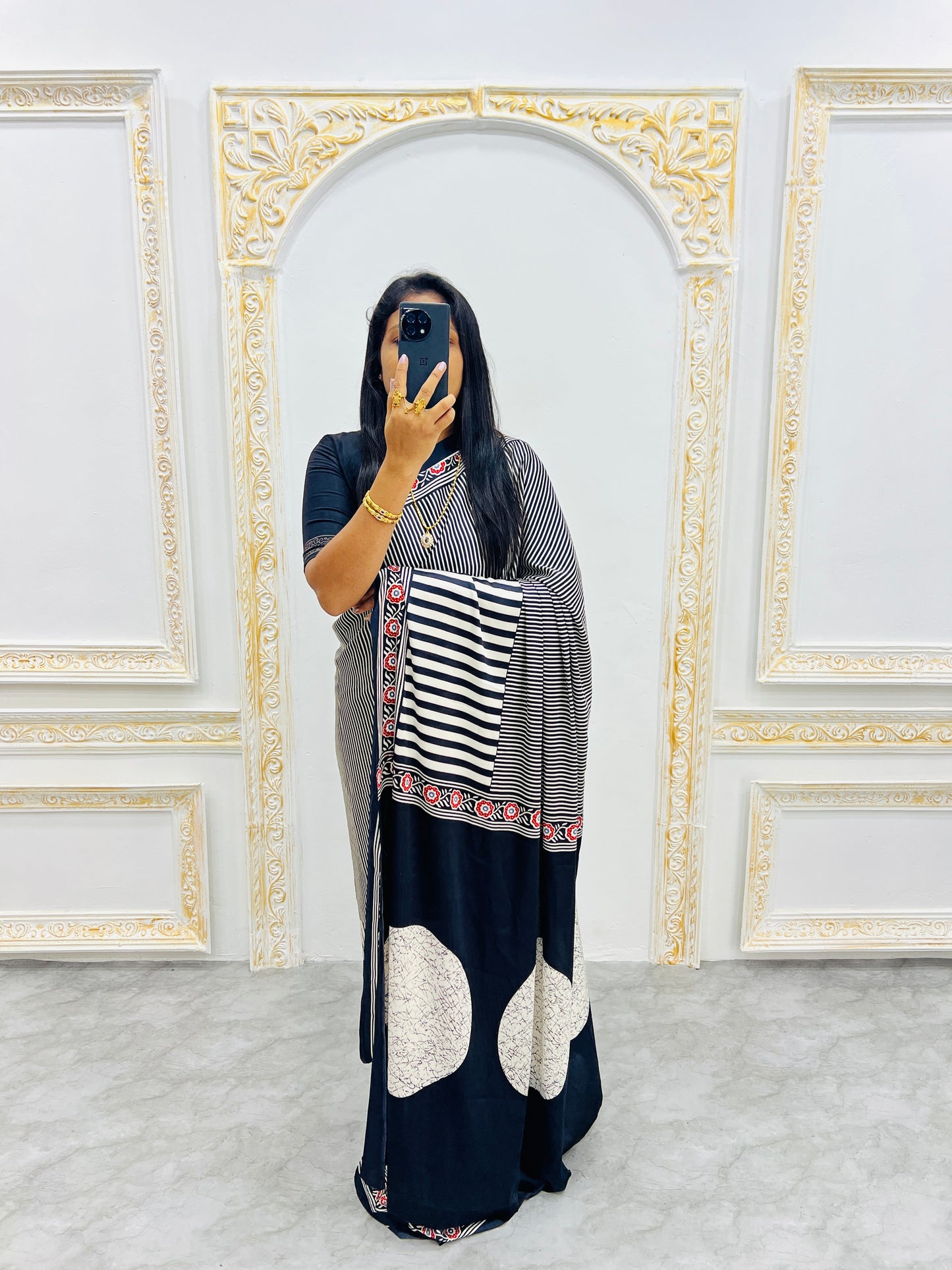 Catalog Designer Saree.