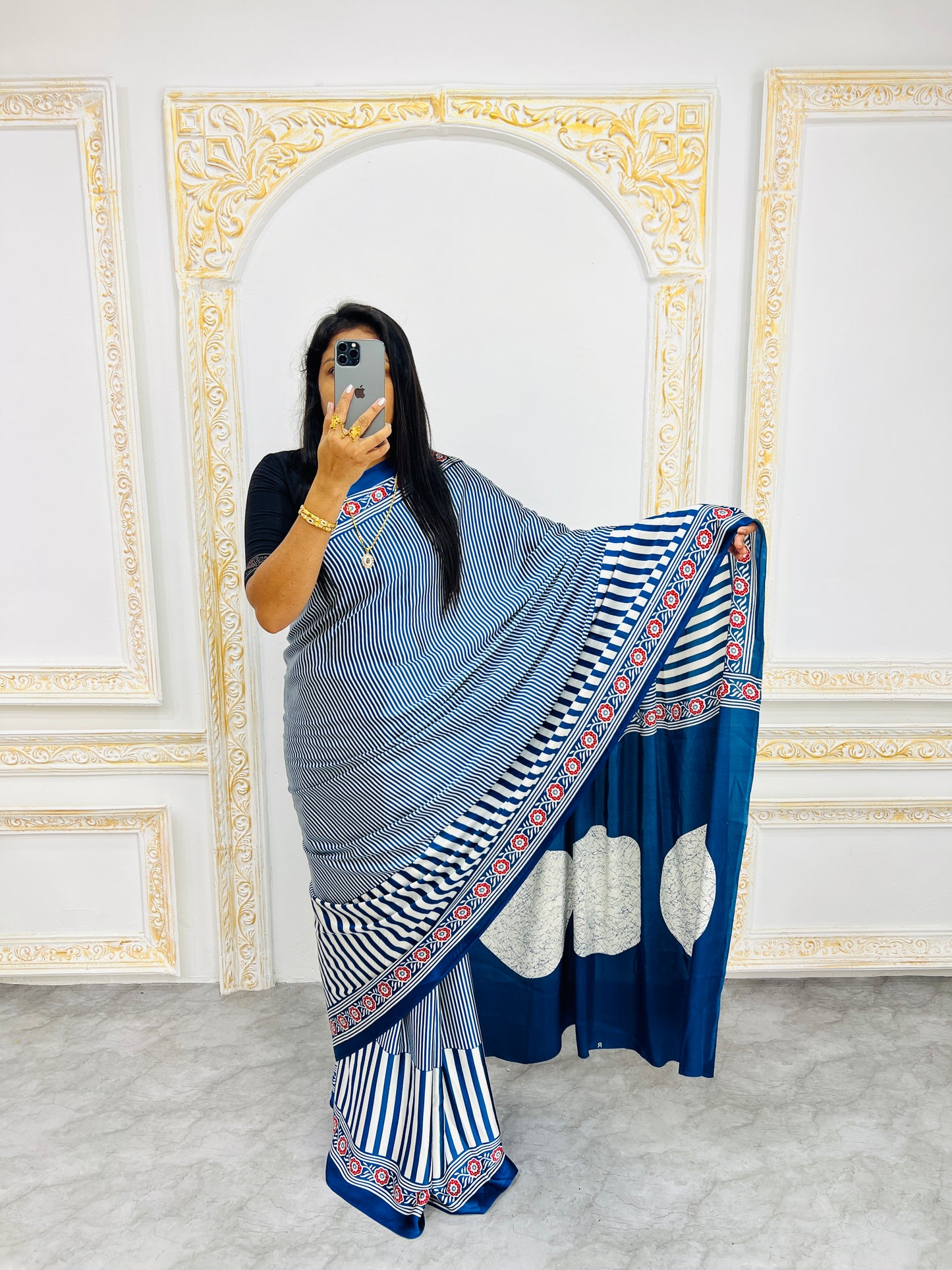 Catalog Designer Saree.
