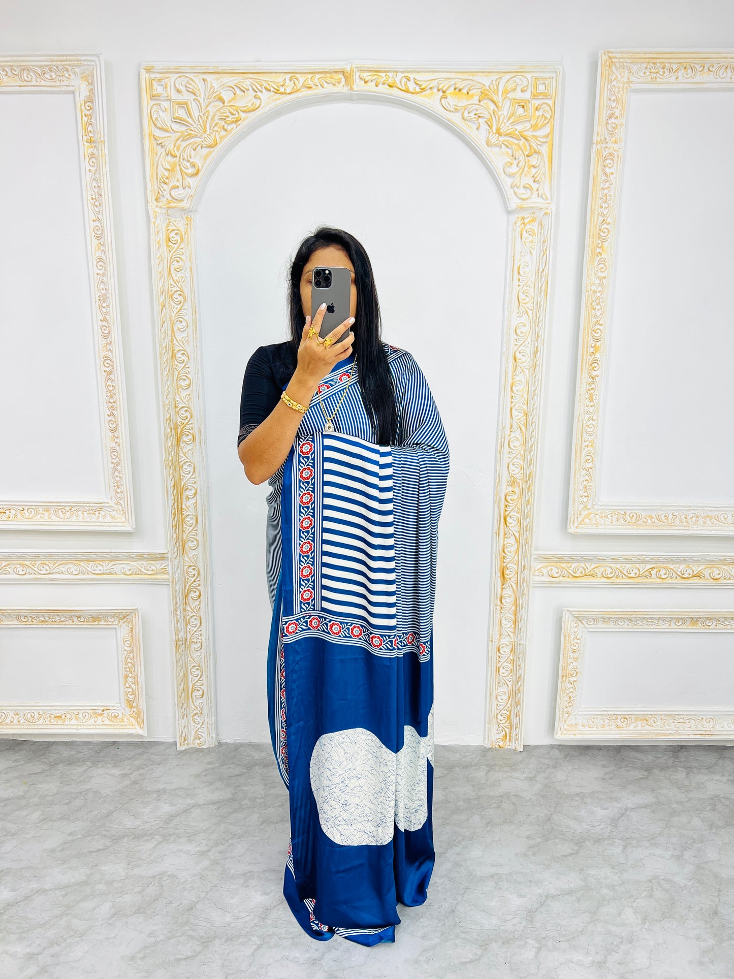 Catalog Designer Saree.