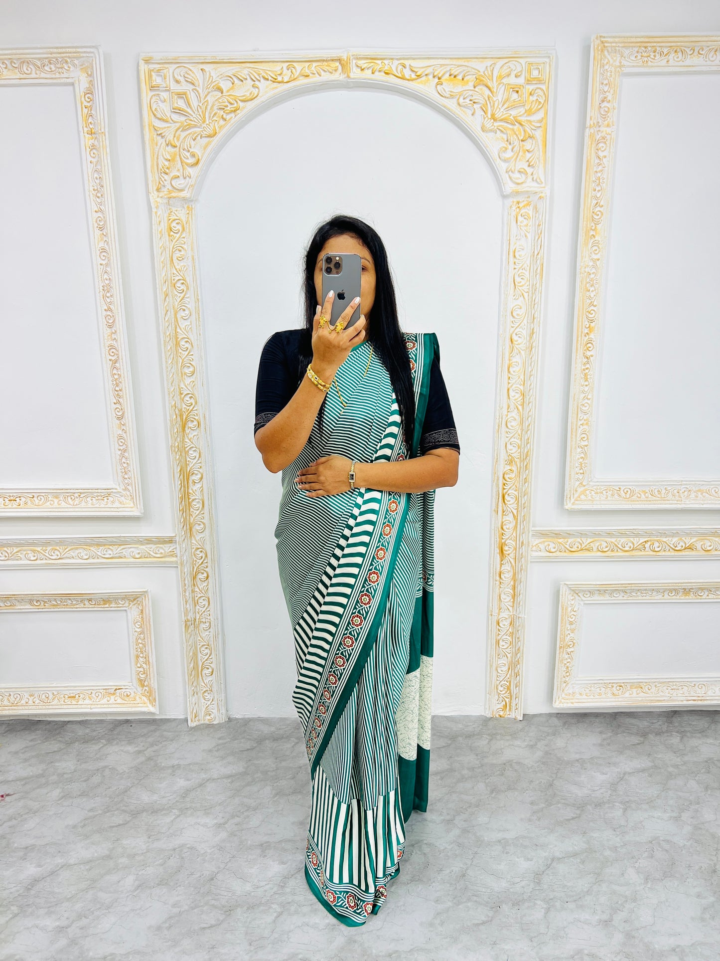 Catalog Designer Saree.