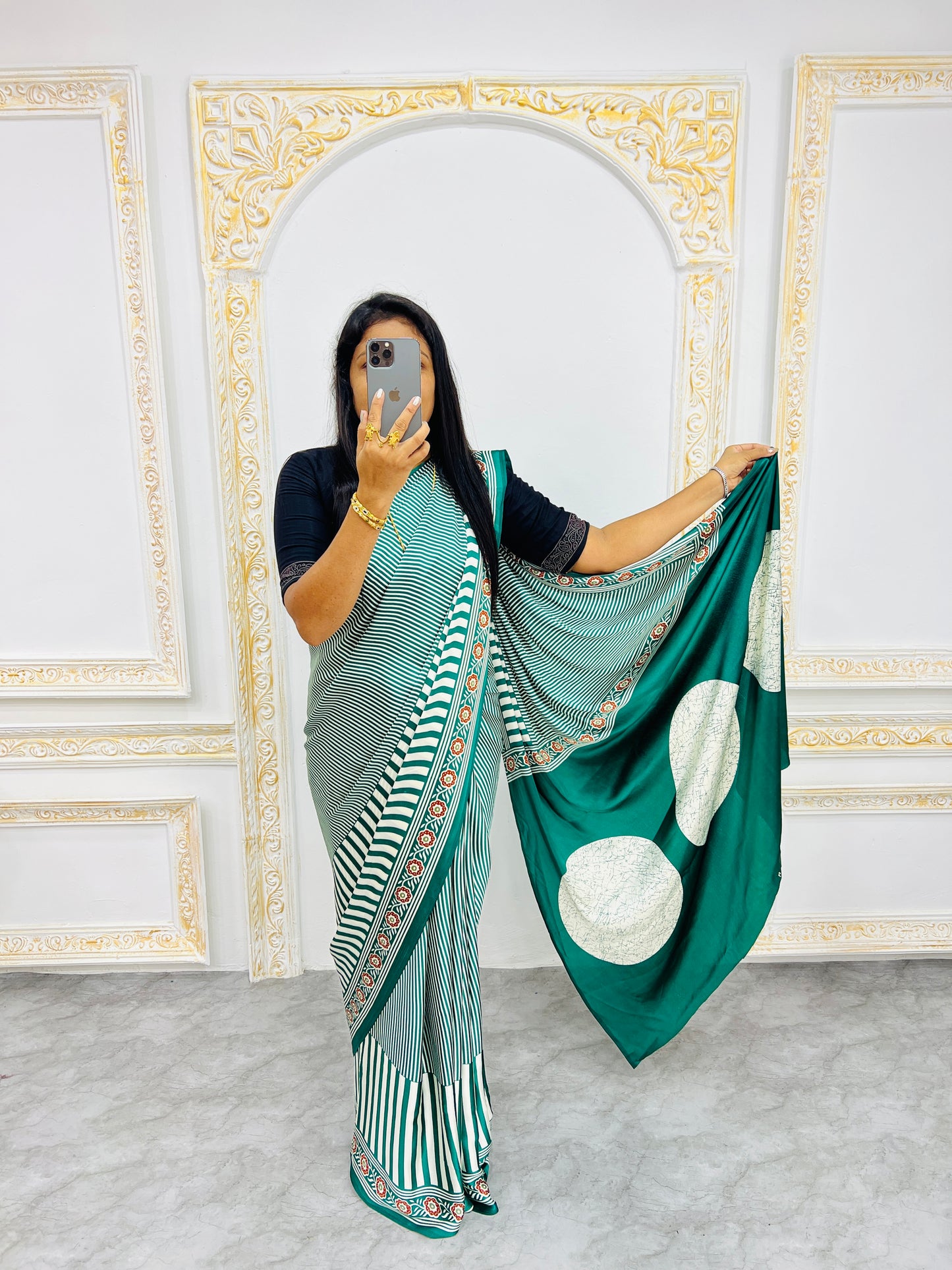 Catalog Designer Saree.