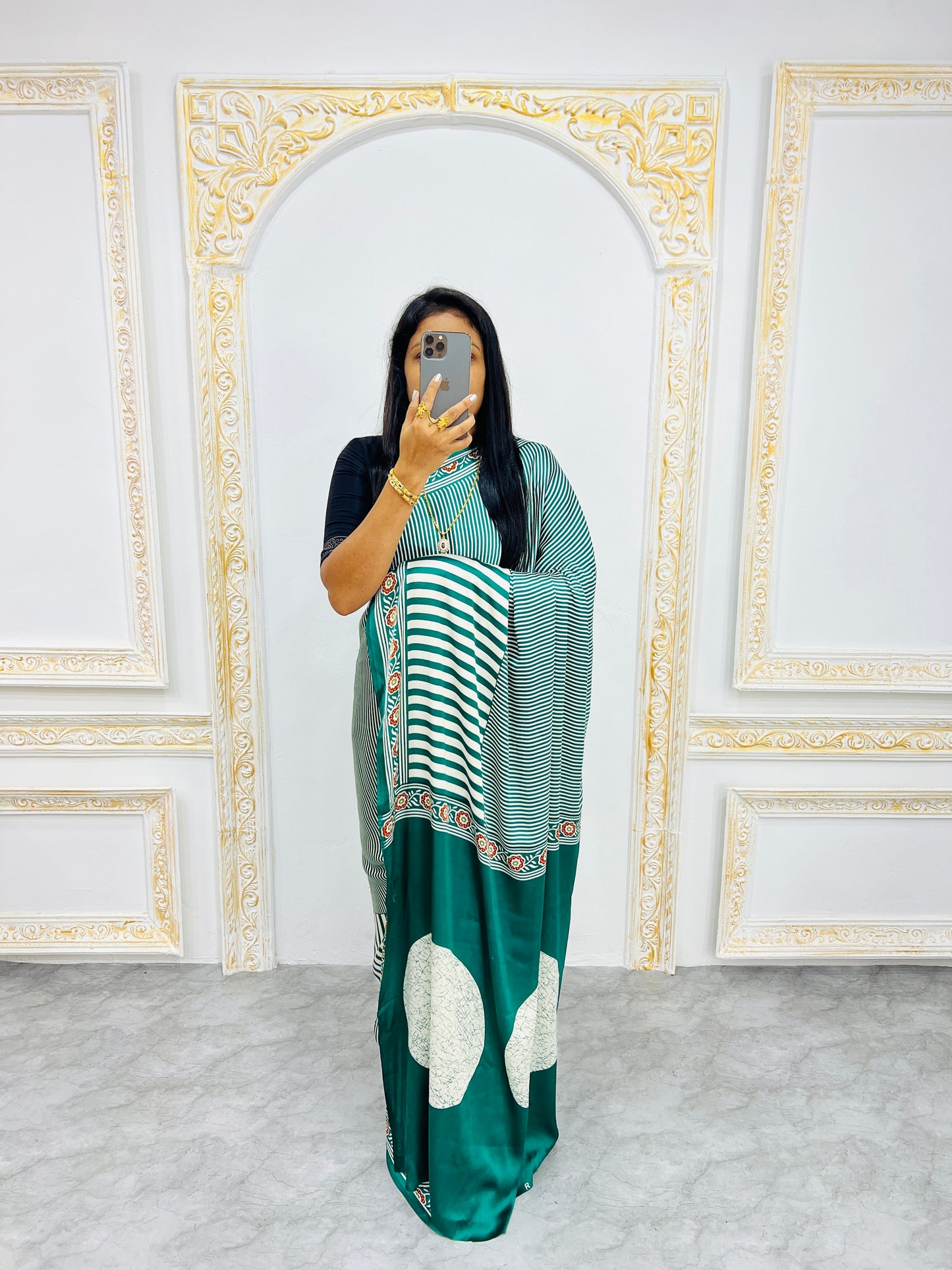 Catalog Designer Saree.