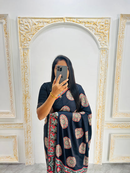 Catalog Designer Saree.