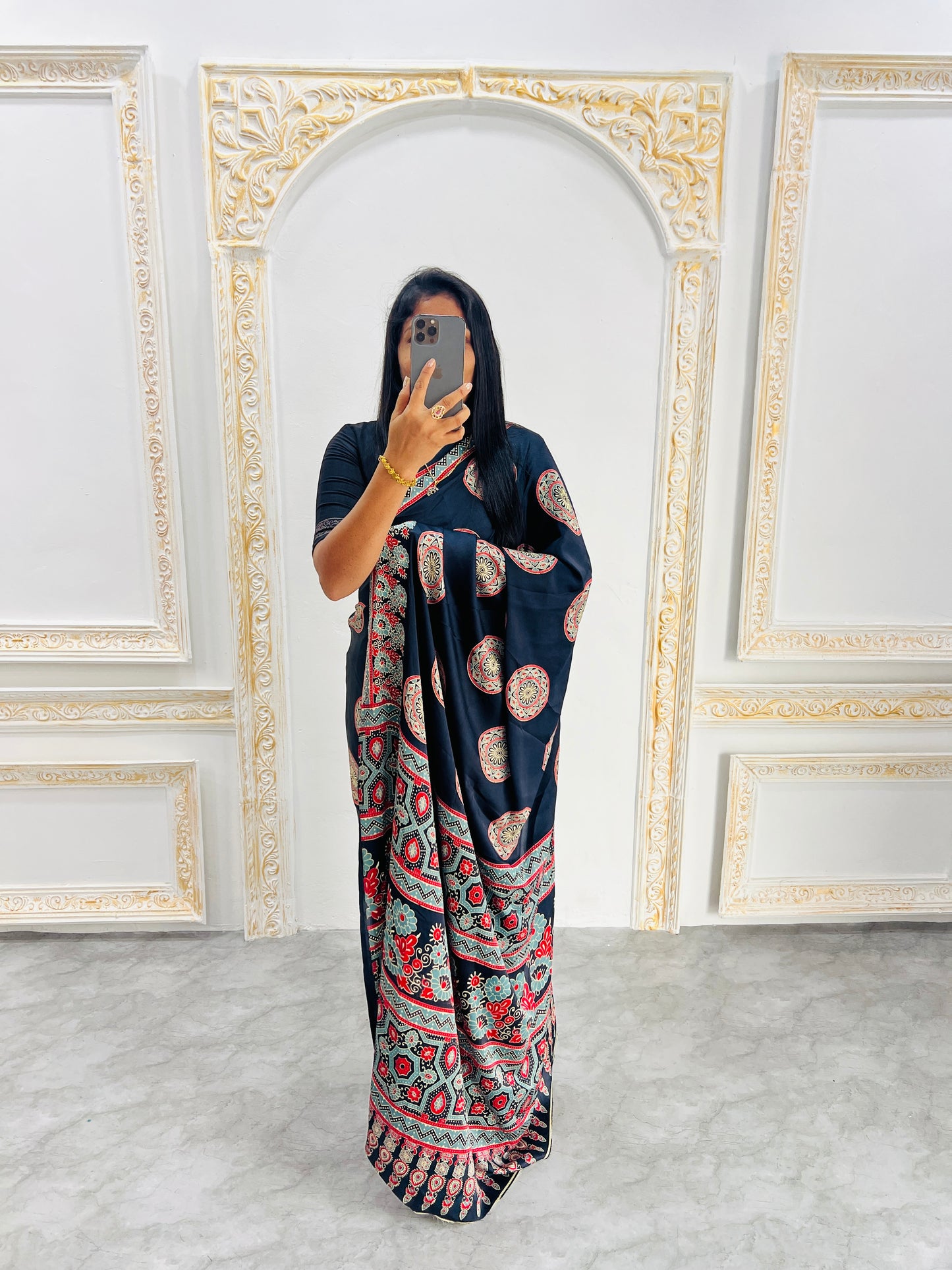 Catalog Designer Saree.