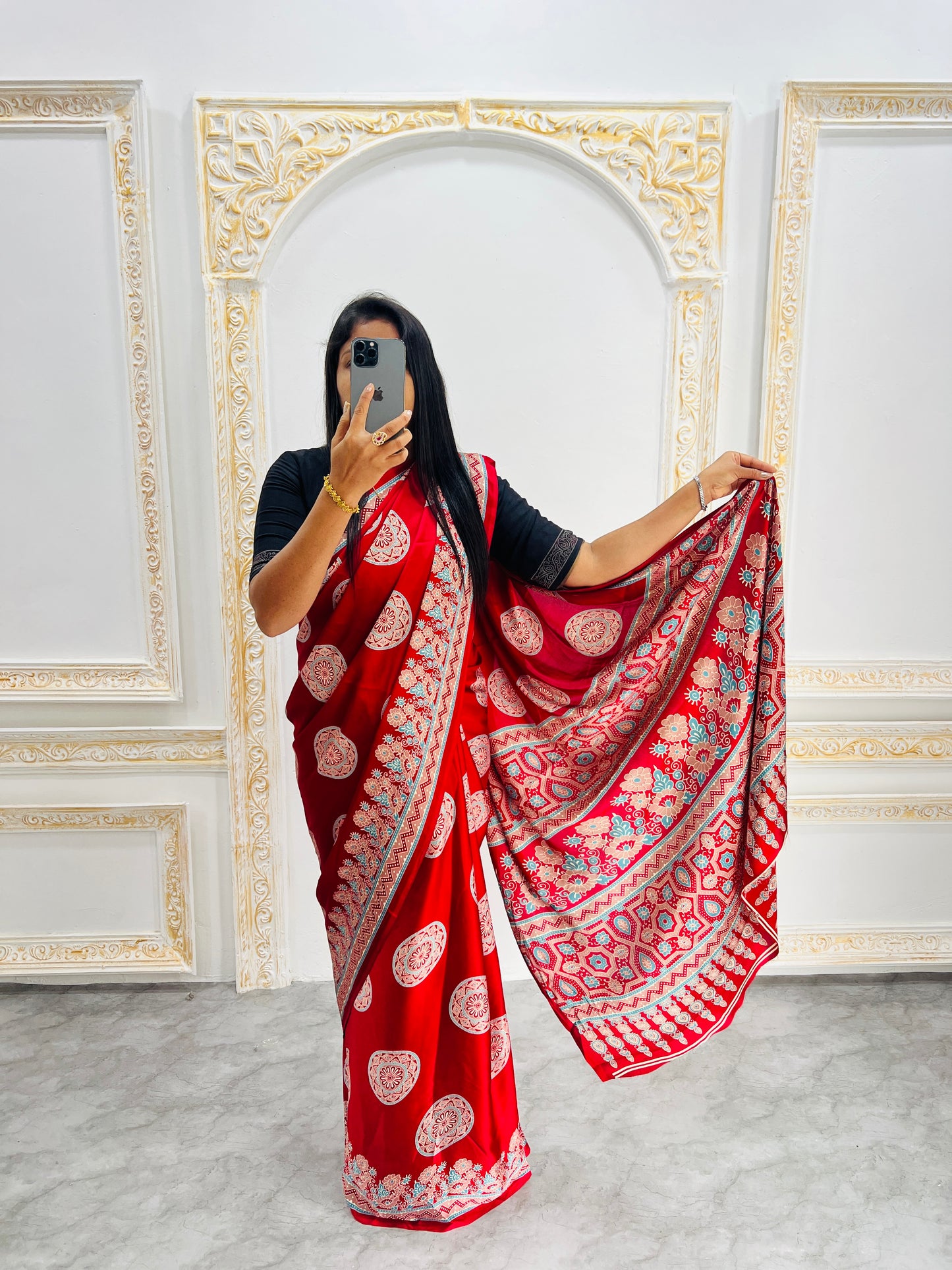 Catalog Designer Saree.