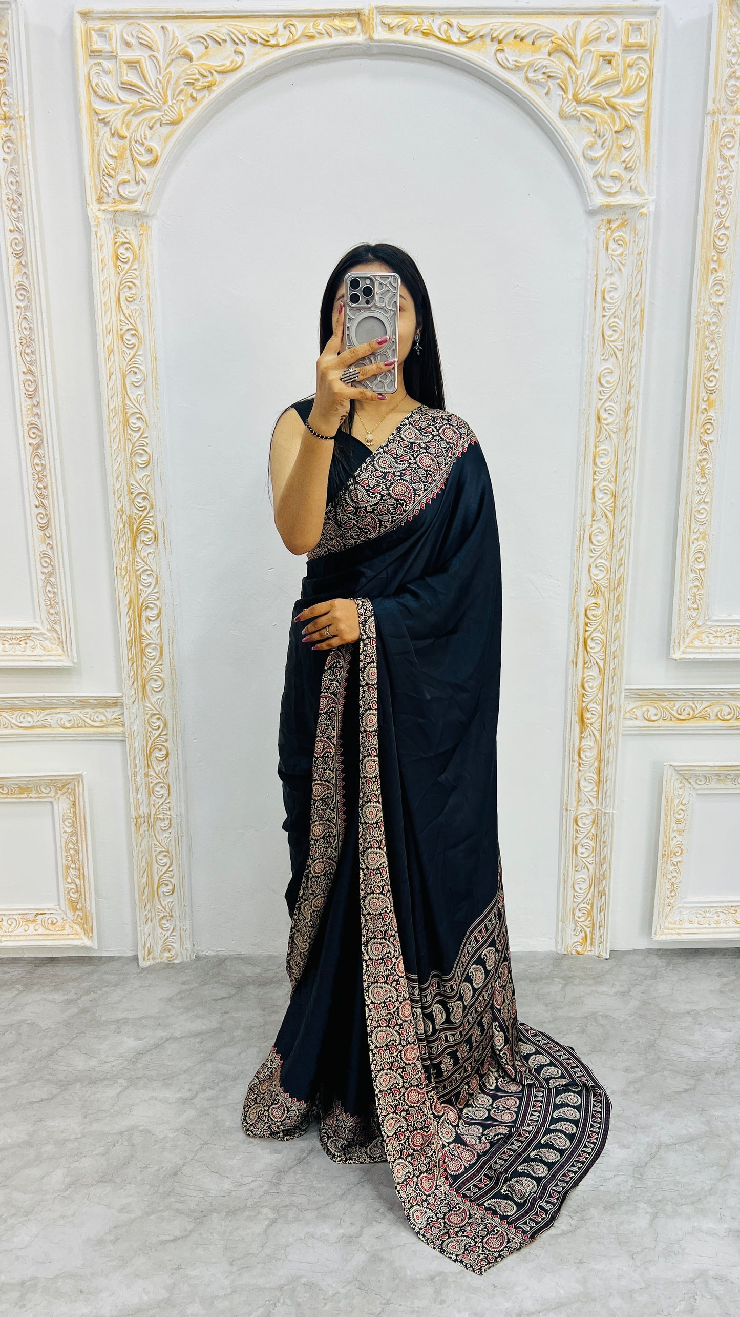 Catalog Designer Saree.