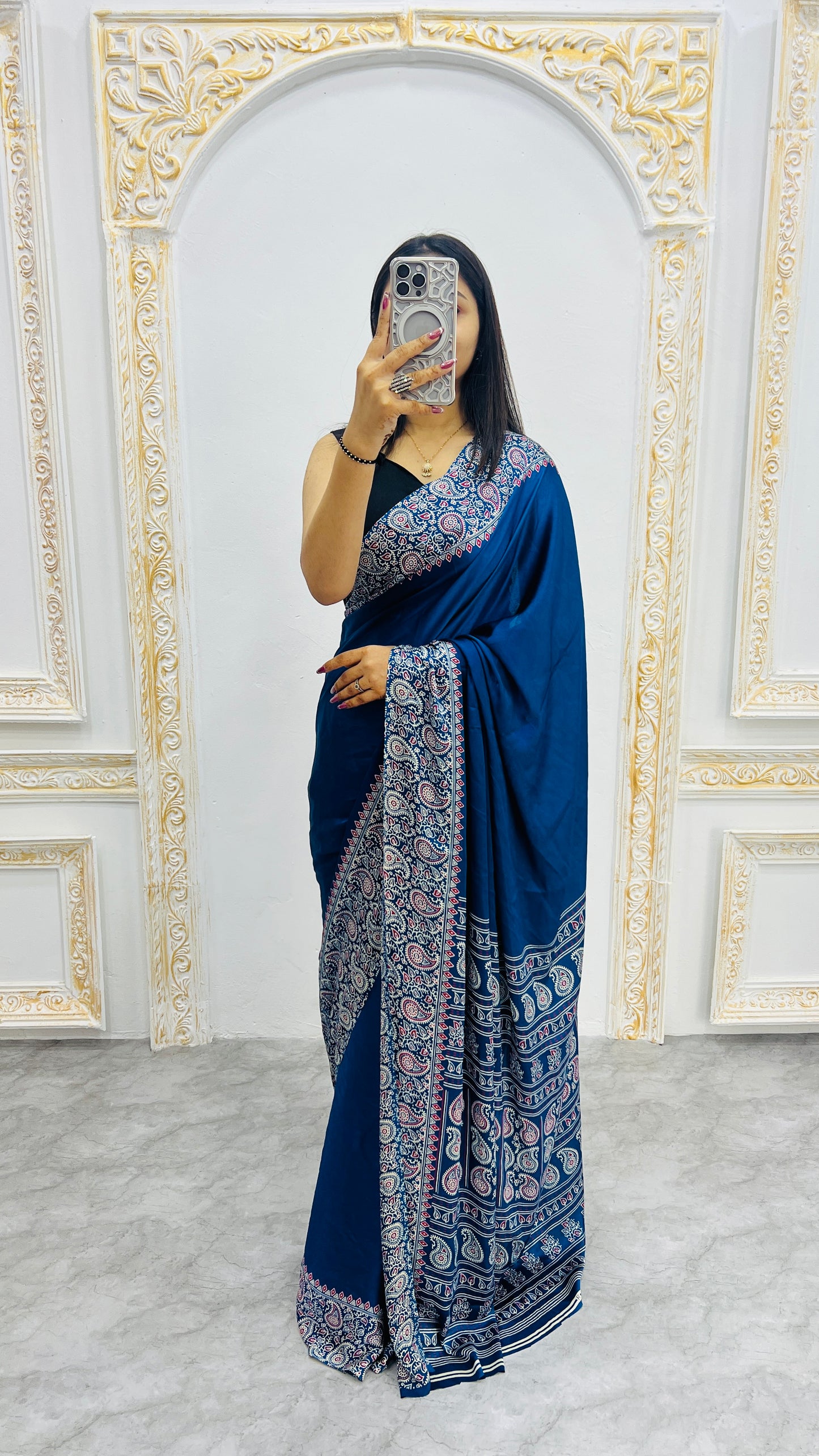 Catalog Designer Saree.