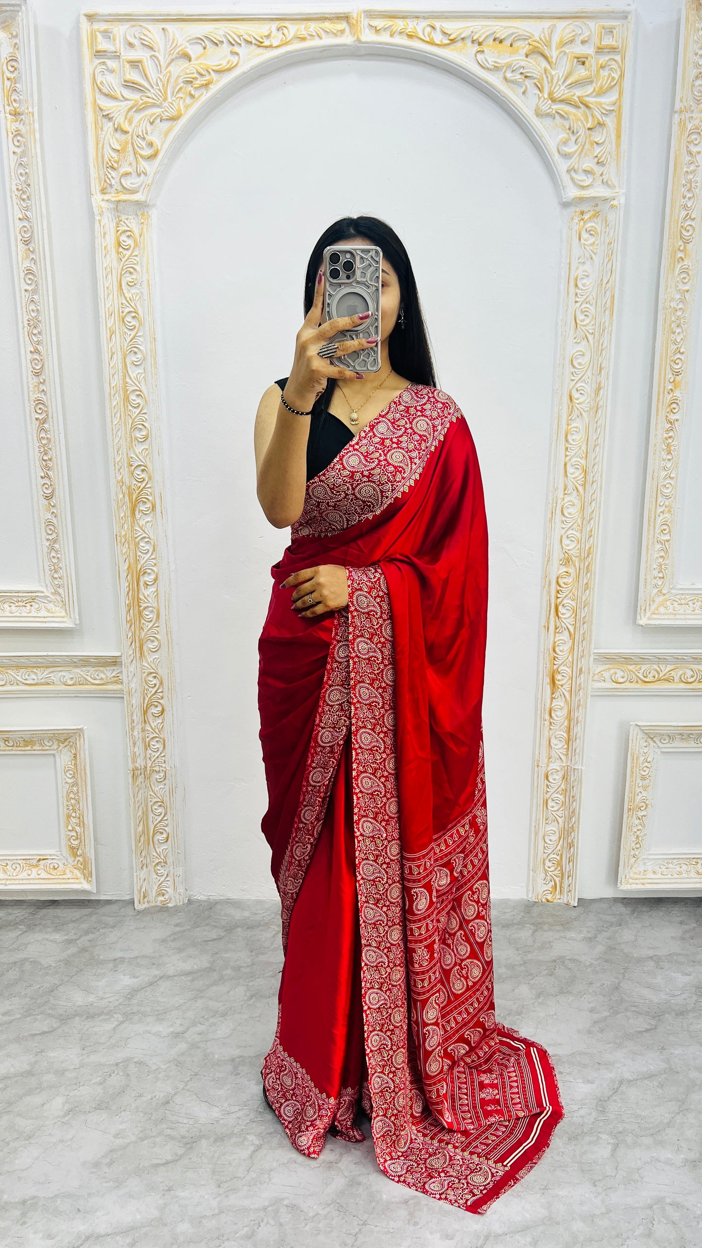 Catalog Designer Saree.