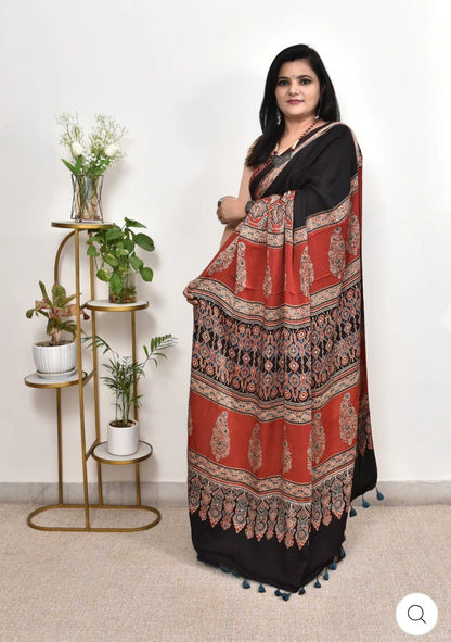 Catalog Designer Saree.