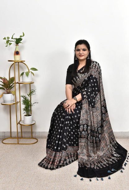 Catalog Designer Saree.