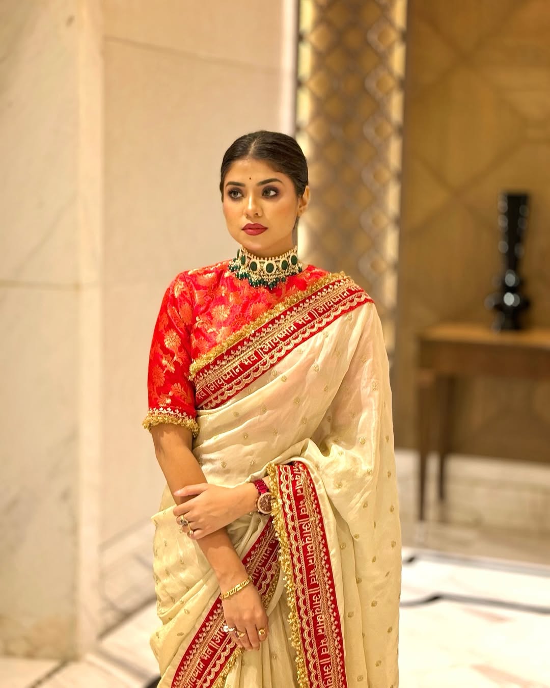 Catalog Designer Saree.