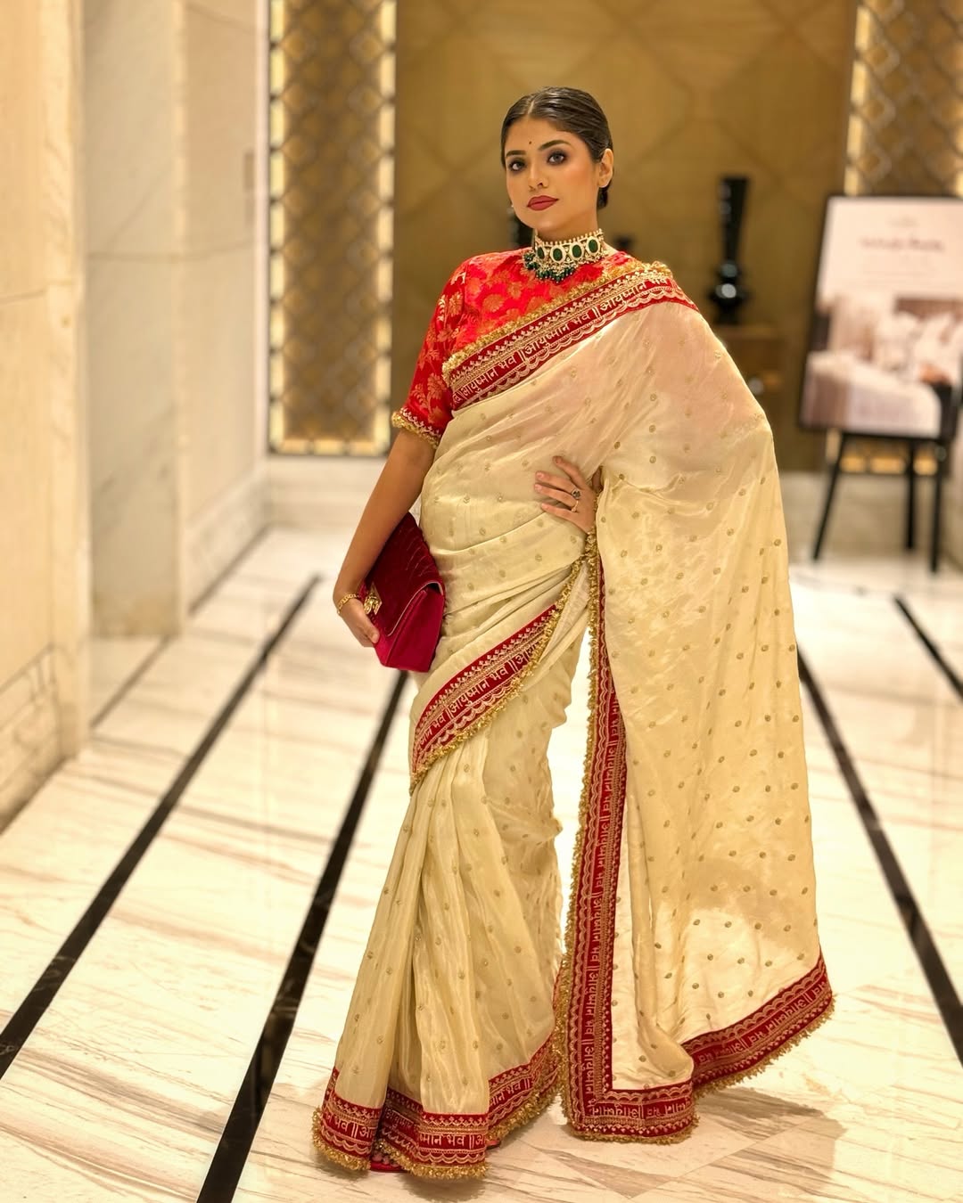 Catalog Designer Saree.