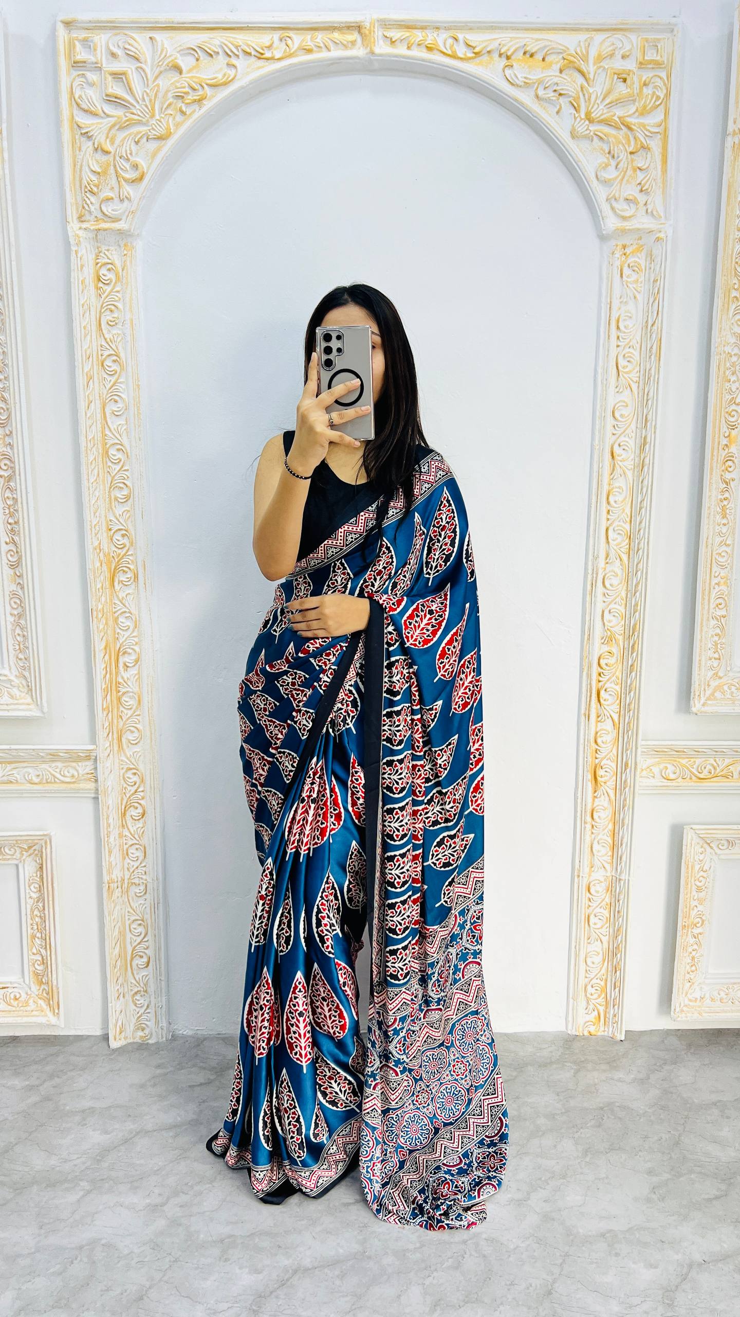 Catalog Designer Saree.