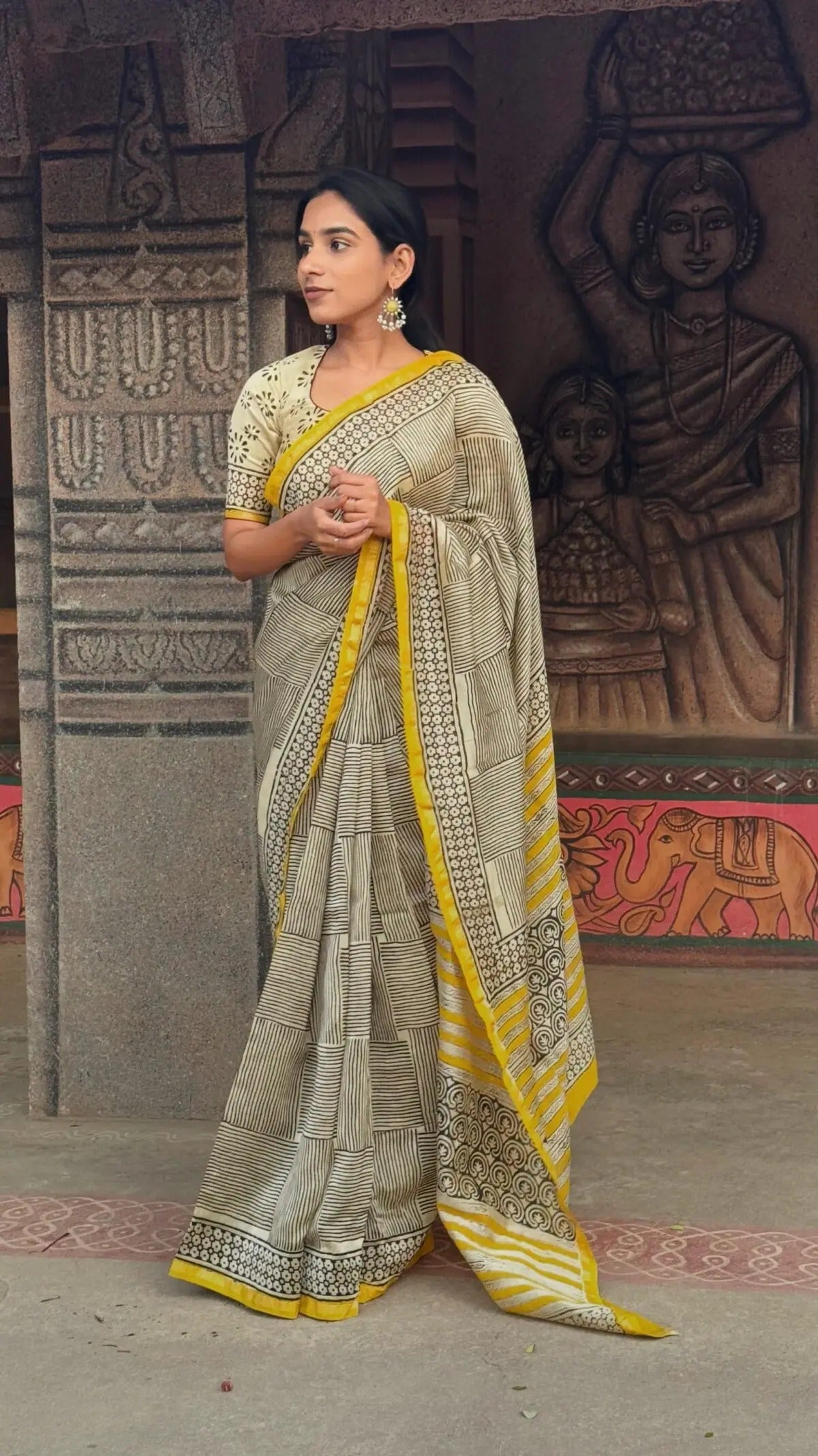 Catalog Designer Saree.