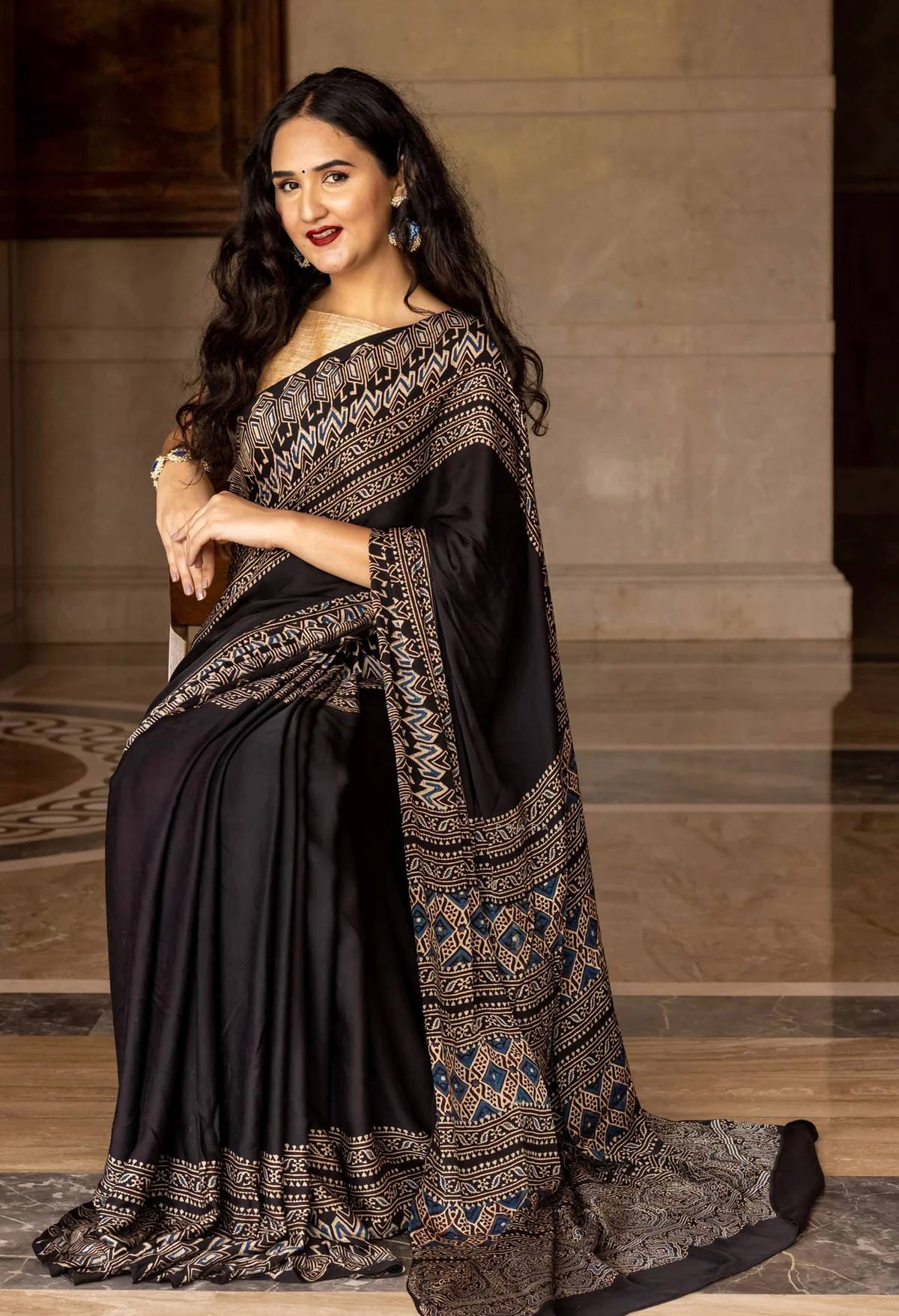 Catalog Designer Saree.