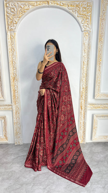 Catalog Designer Saree.
