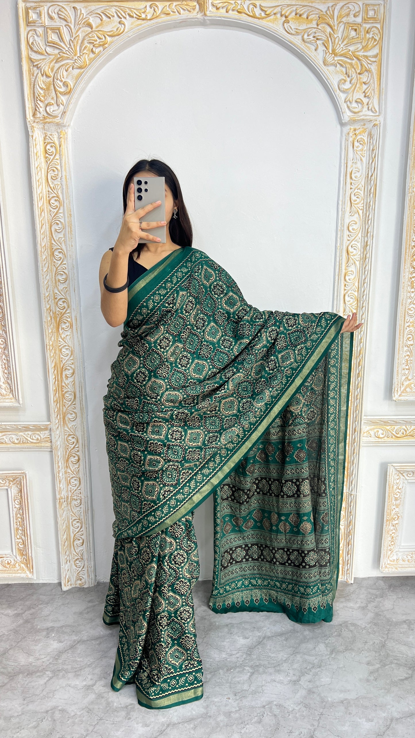 Catalog Designer Saree.