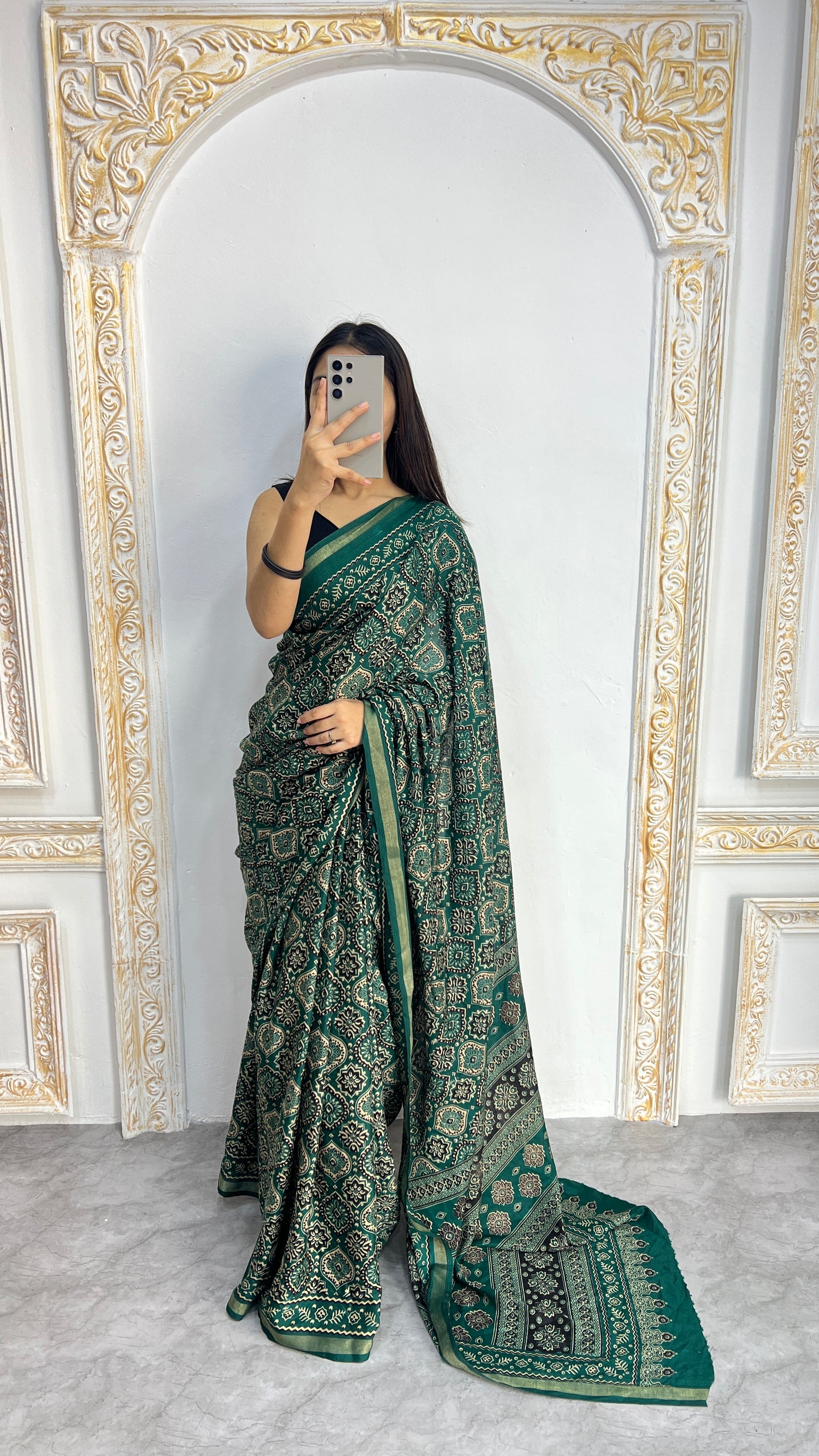 Catalog Designer Saree.
