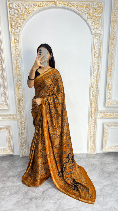 Catalog Designer Saree.