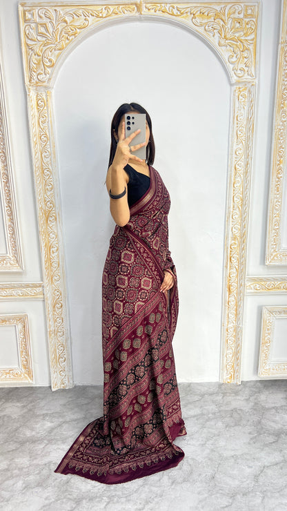 Catalog Designer Saree.
