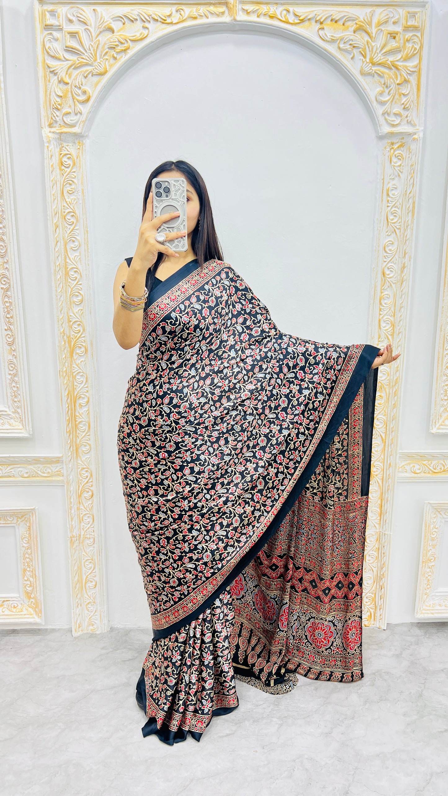 Catalog Designer Saree.
