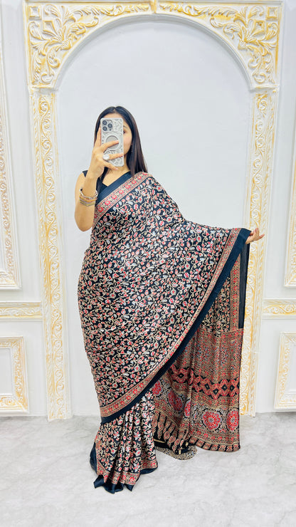 Catalog Designer Saree.