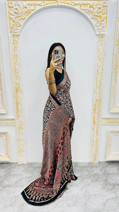Catalog Designer Saree.