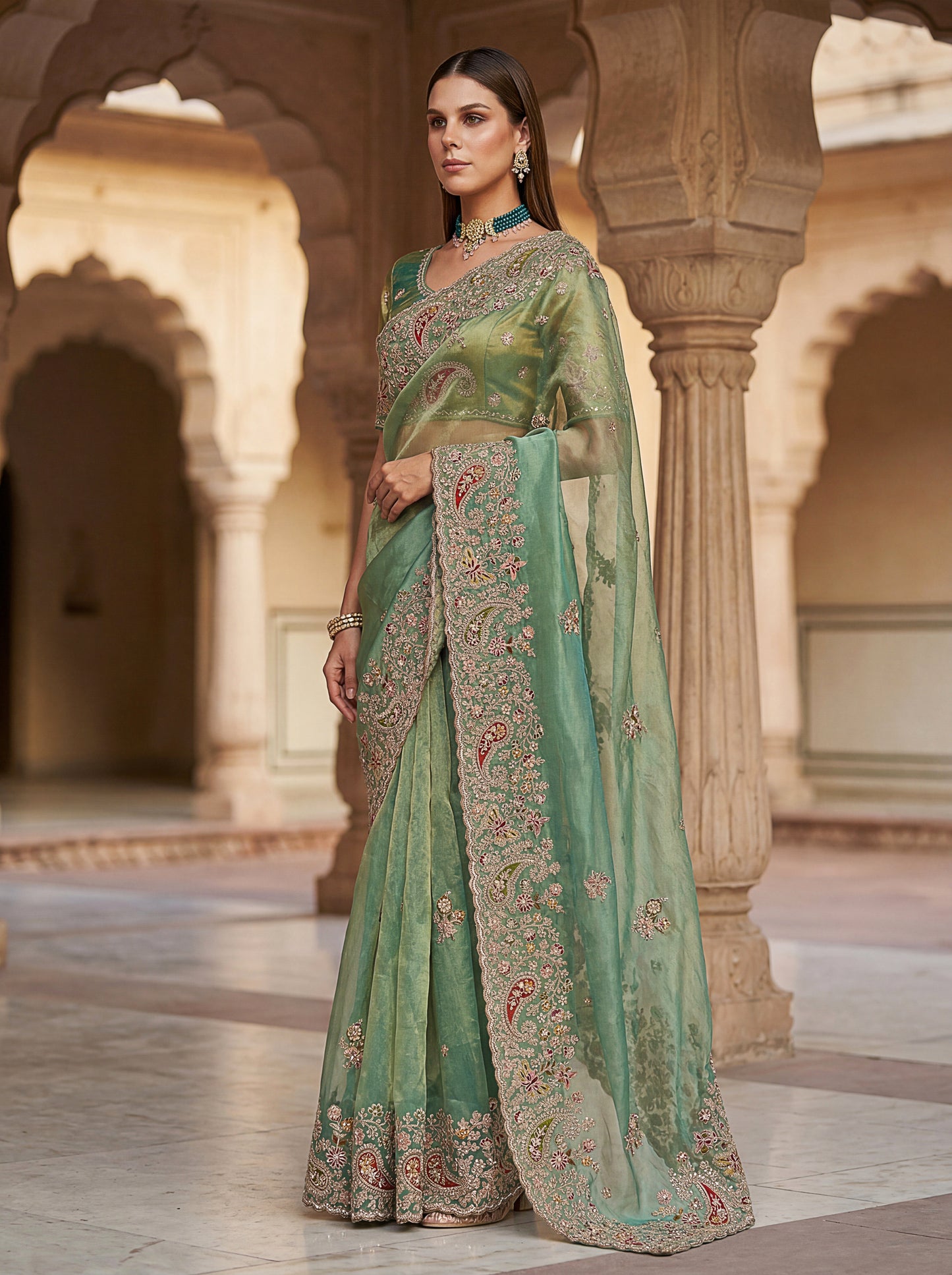 Catalog Designer Saree.
