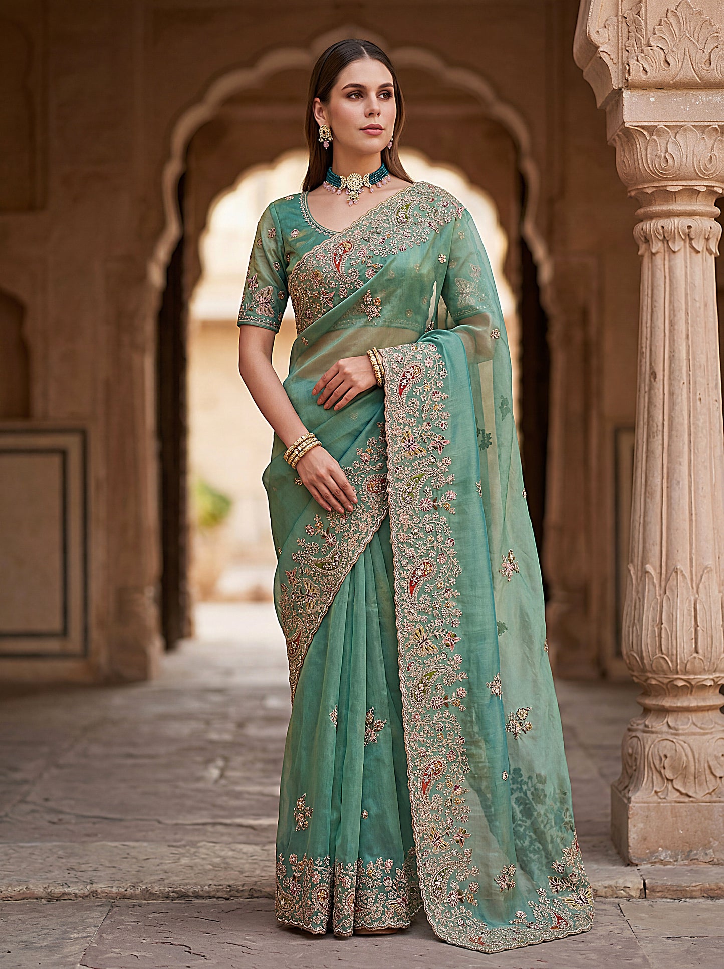 Catalog Designer Saree.