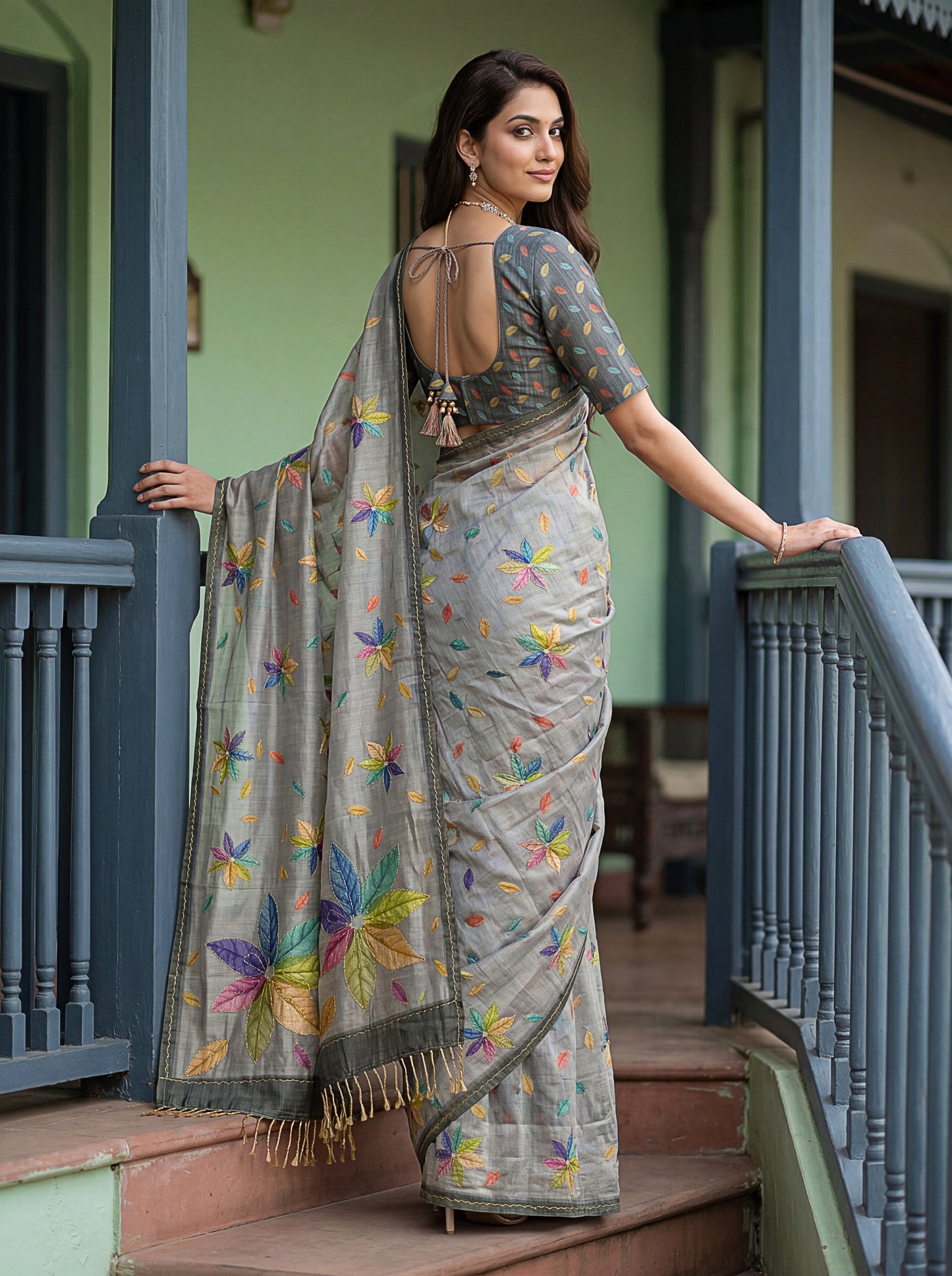Catalog Designer Saree.