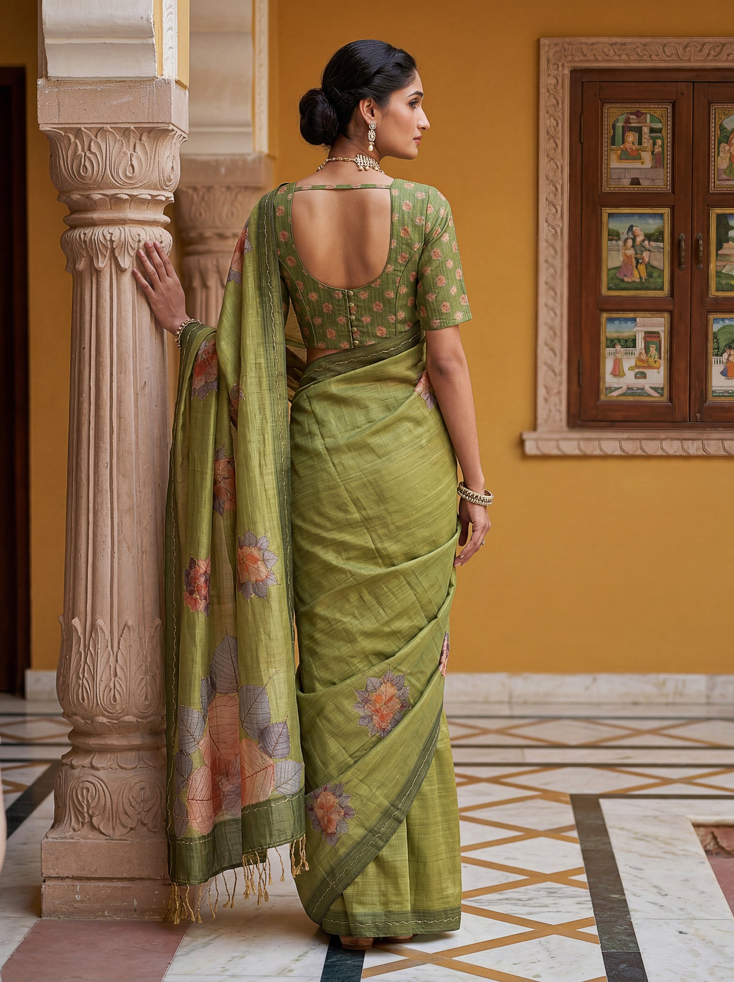 Catalog Designer Saree.