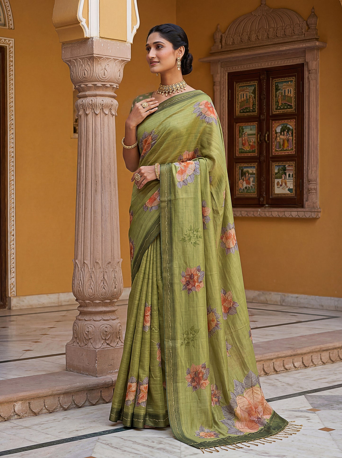 Catalog Designer Saree.