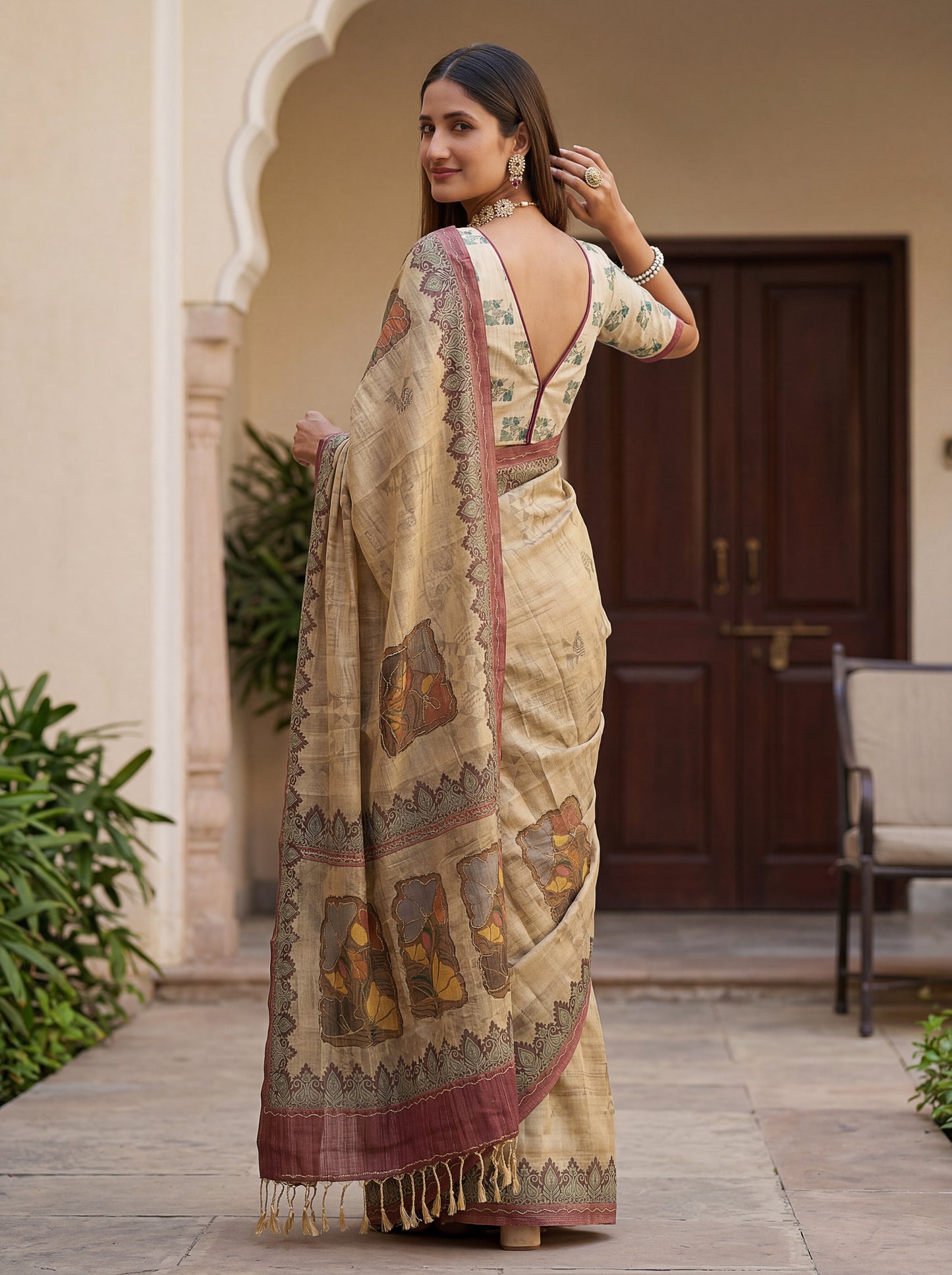 Catalog Designer Saree.