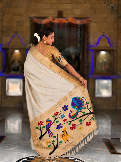Catalog Designer Saree.