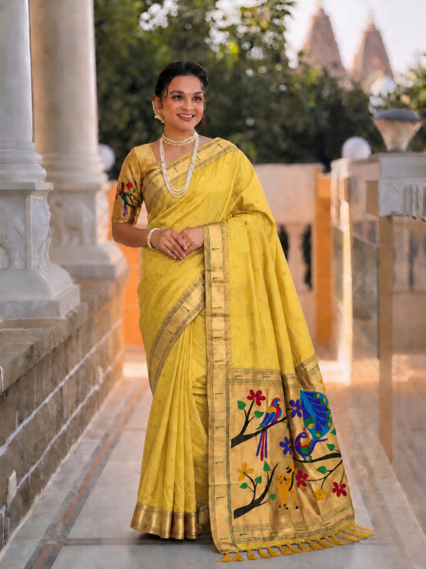 Catalog Designer Saree.