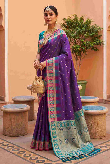 Catalog Designer Saree.