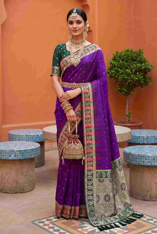 Catalog Designer Saree.
