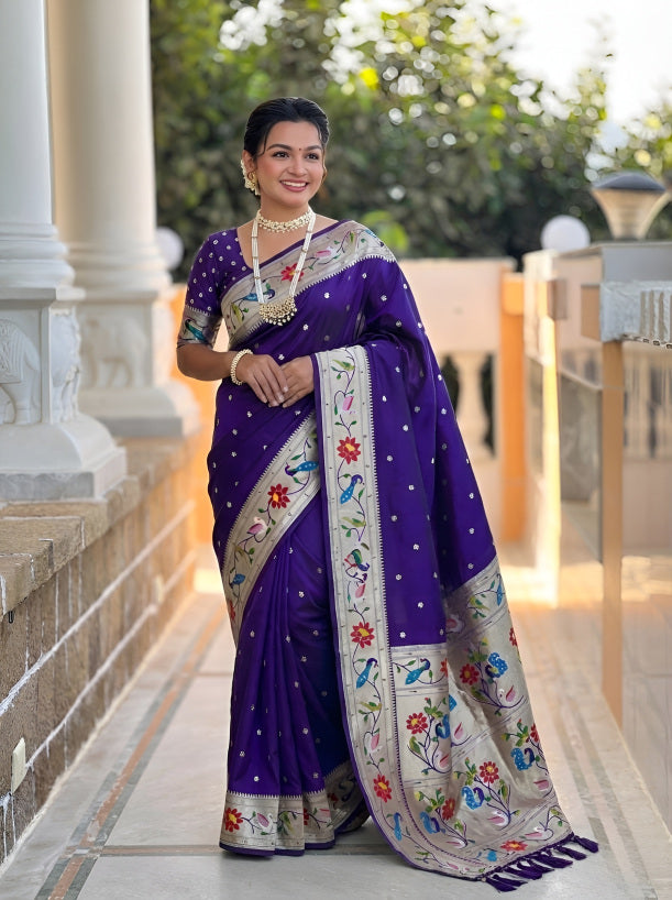 Catalog Designer Saree.