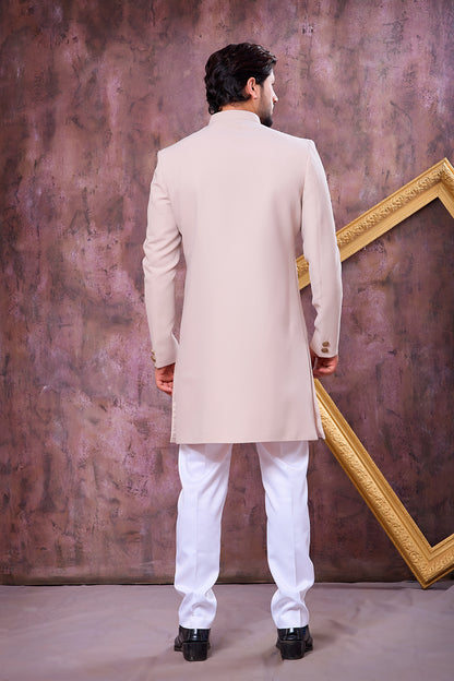 Traditional Indowestren Sherwani.