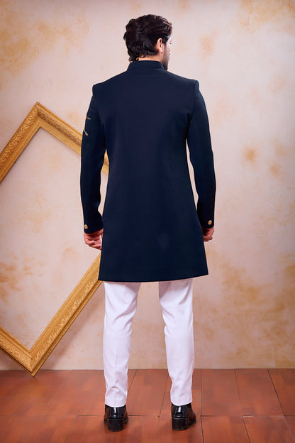 Traditional Indowestren Sherwani.