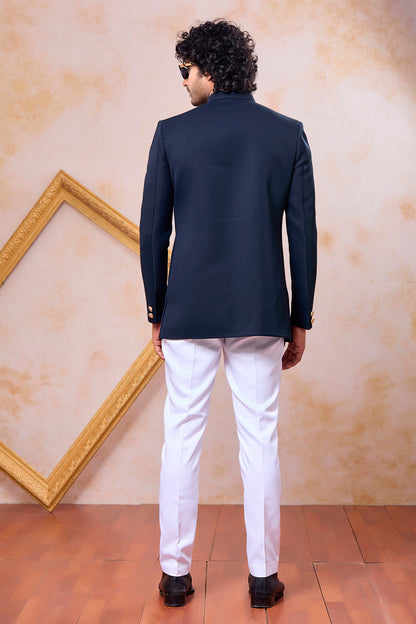 Traditional Indowestren Sherwani.
