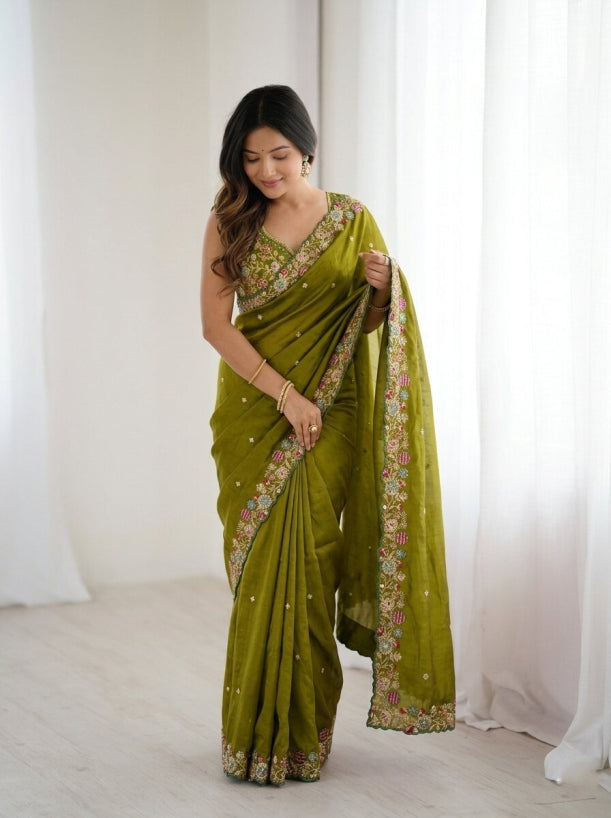 Catalog Designer Saree.