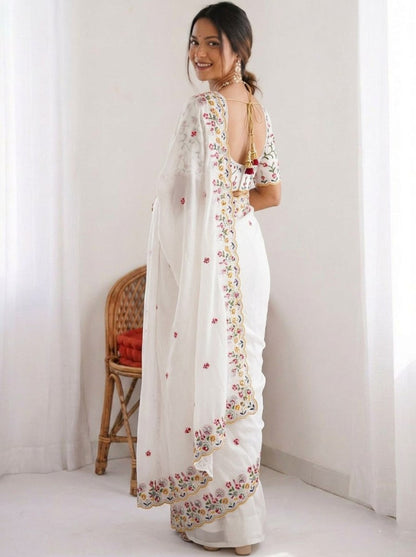 Catalog Designer Saree.