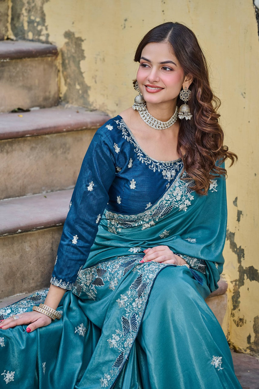 Catalog Designer Saree.