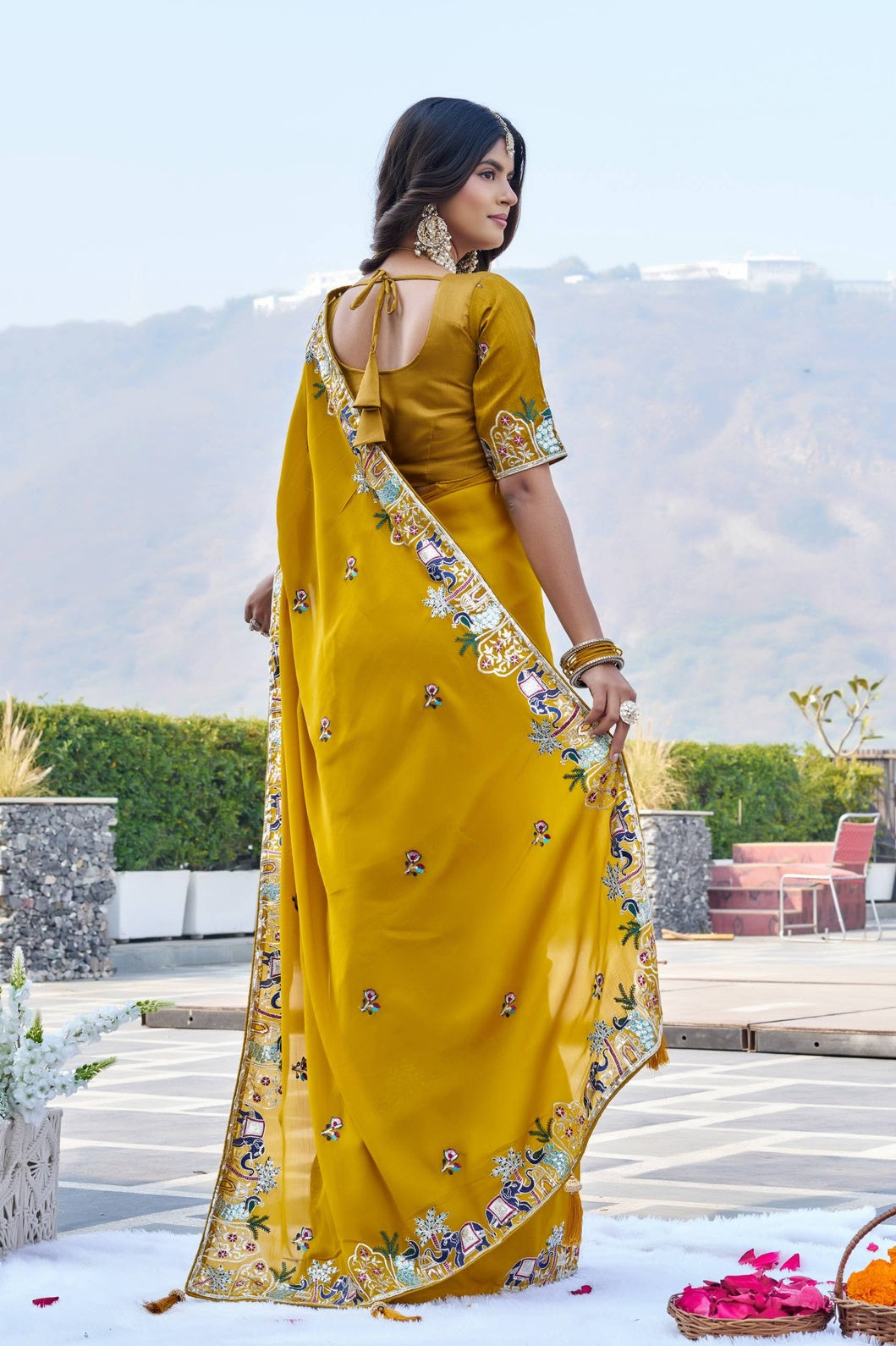 Catalog Designer Saree.