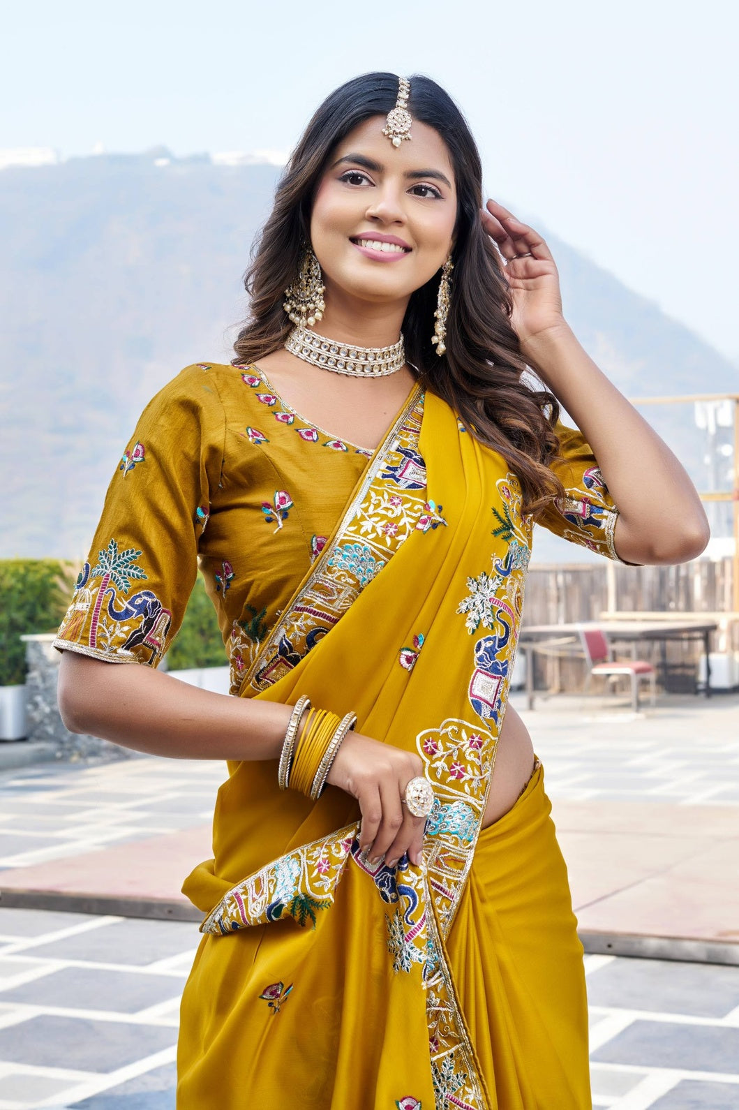 Catalog Designer Saree.