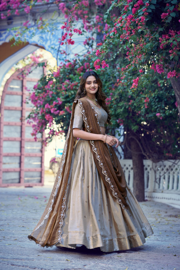 Latest Semi Stitched Lehenga Choli With Dupatta.