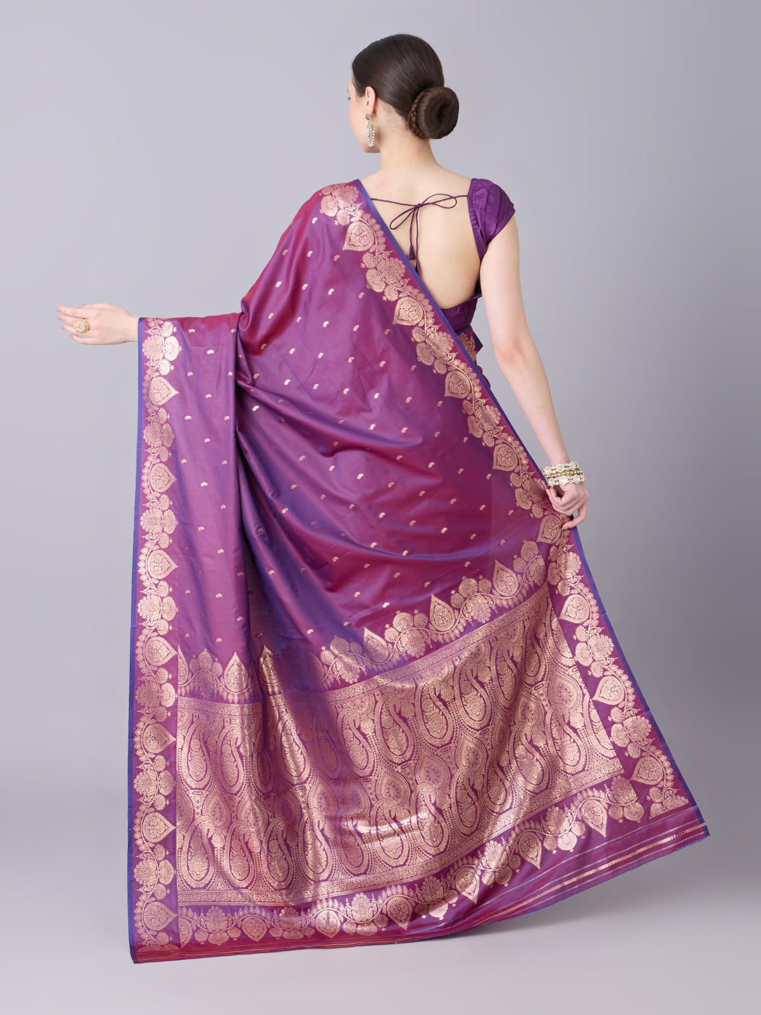 Catalogue Designer Banarasi Silk Saree