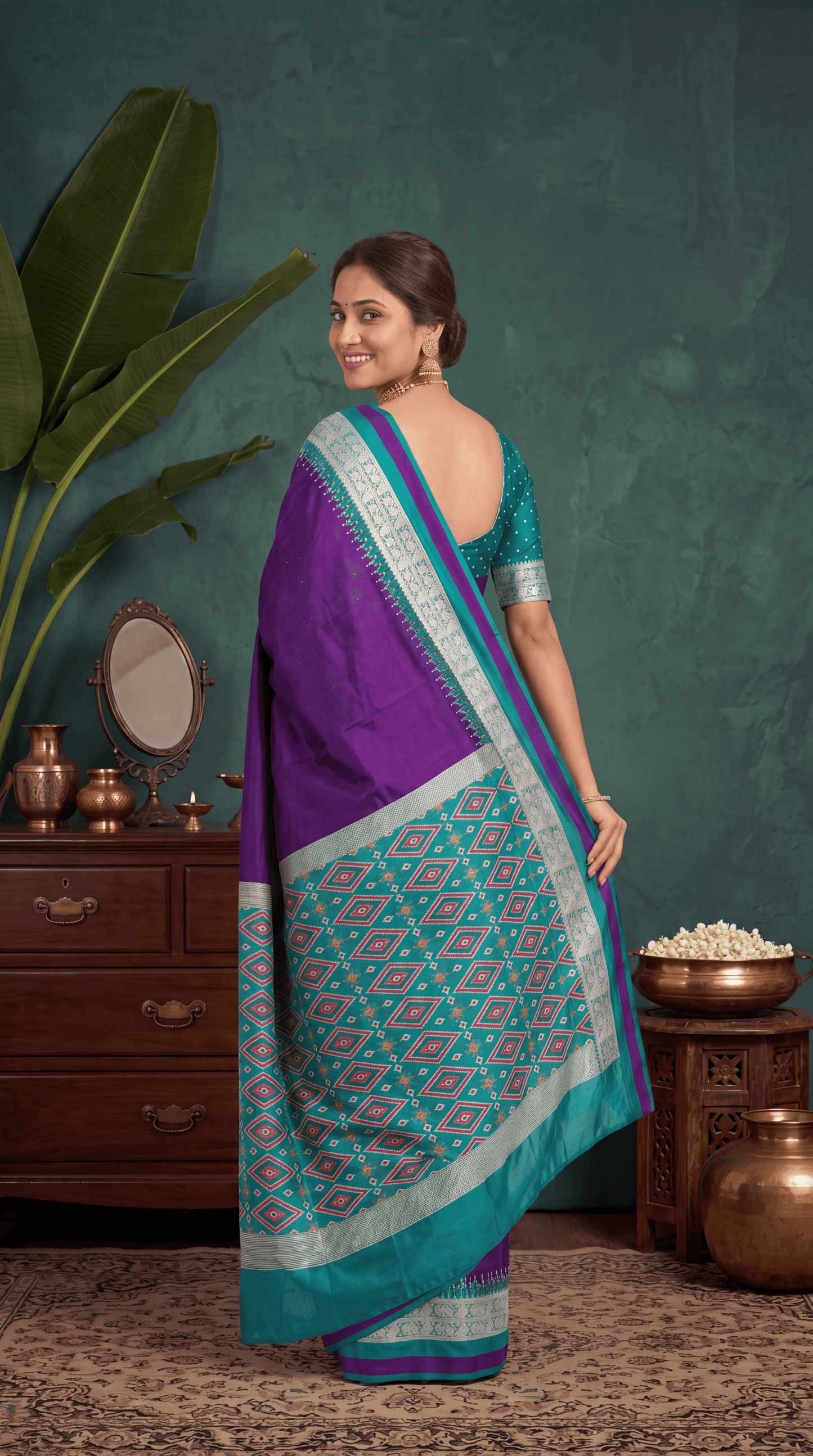 Catalogue Designer Silk Saree