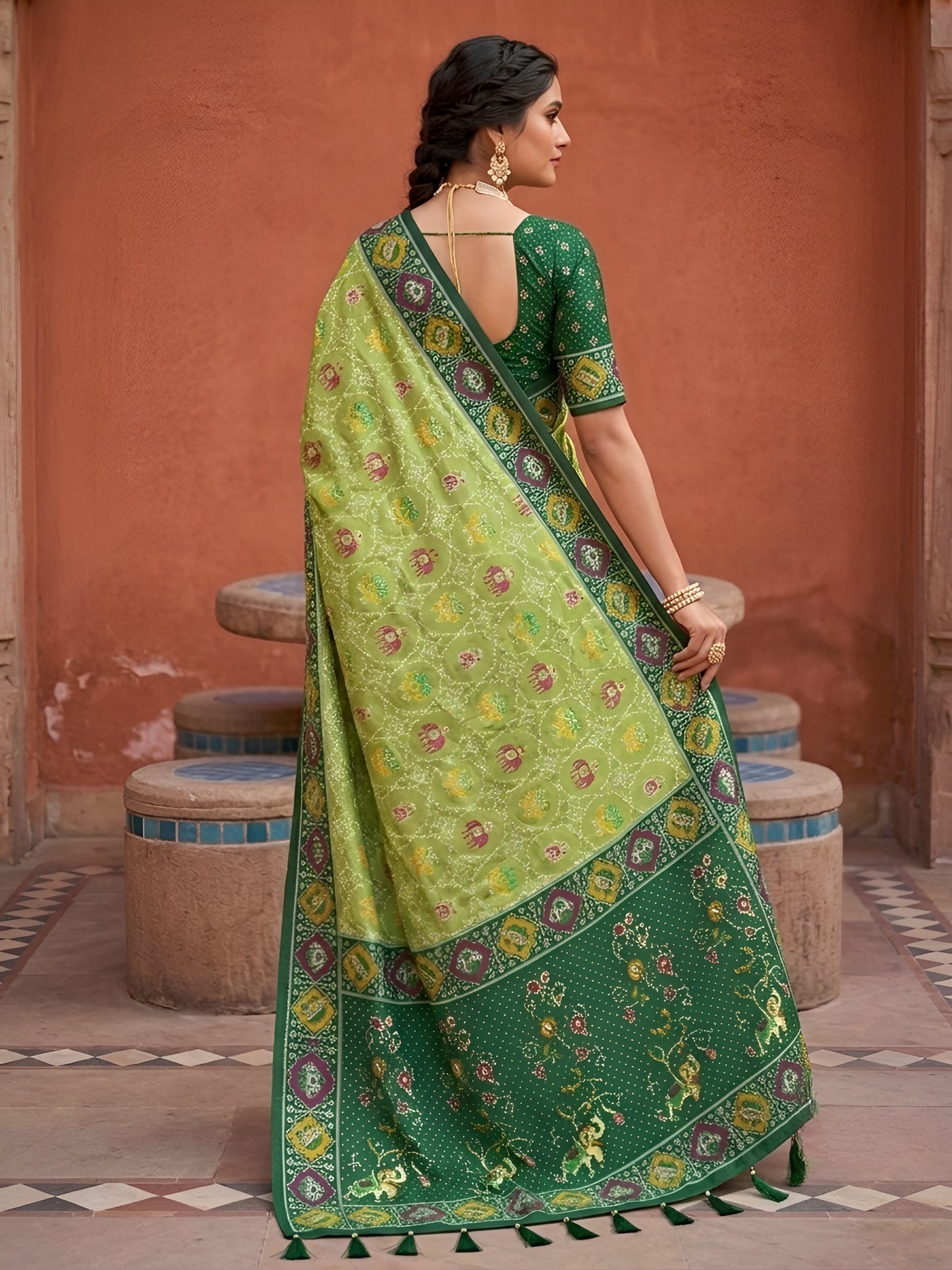 Catalogue Designer Silk Saree
